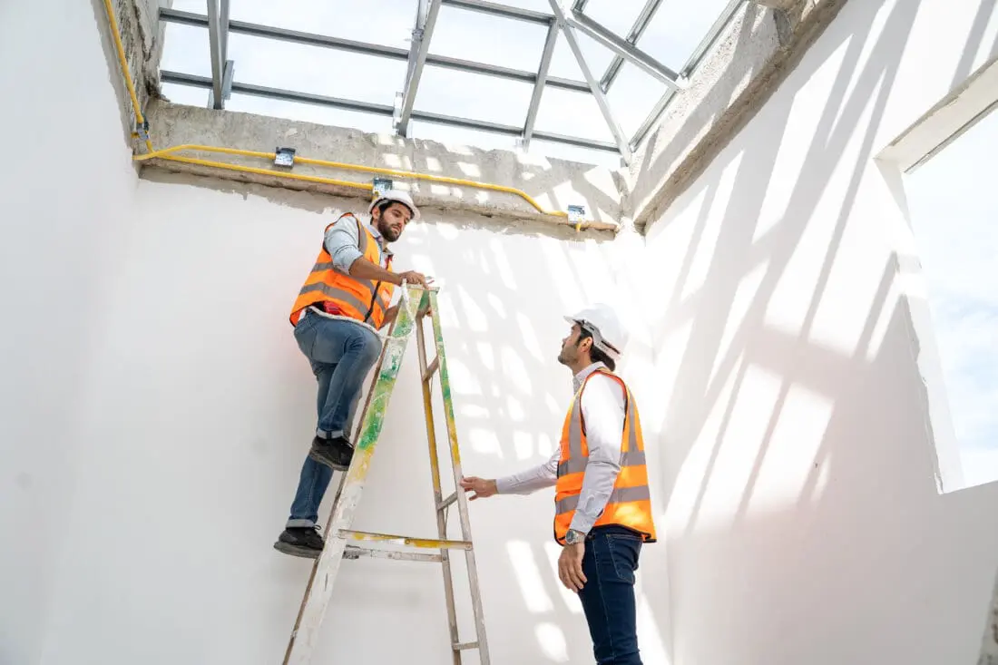 Labour-hire-staffs-working | Fast Labour Hire Labour-hire-staffs-working