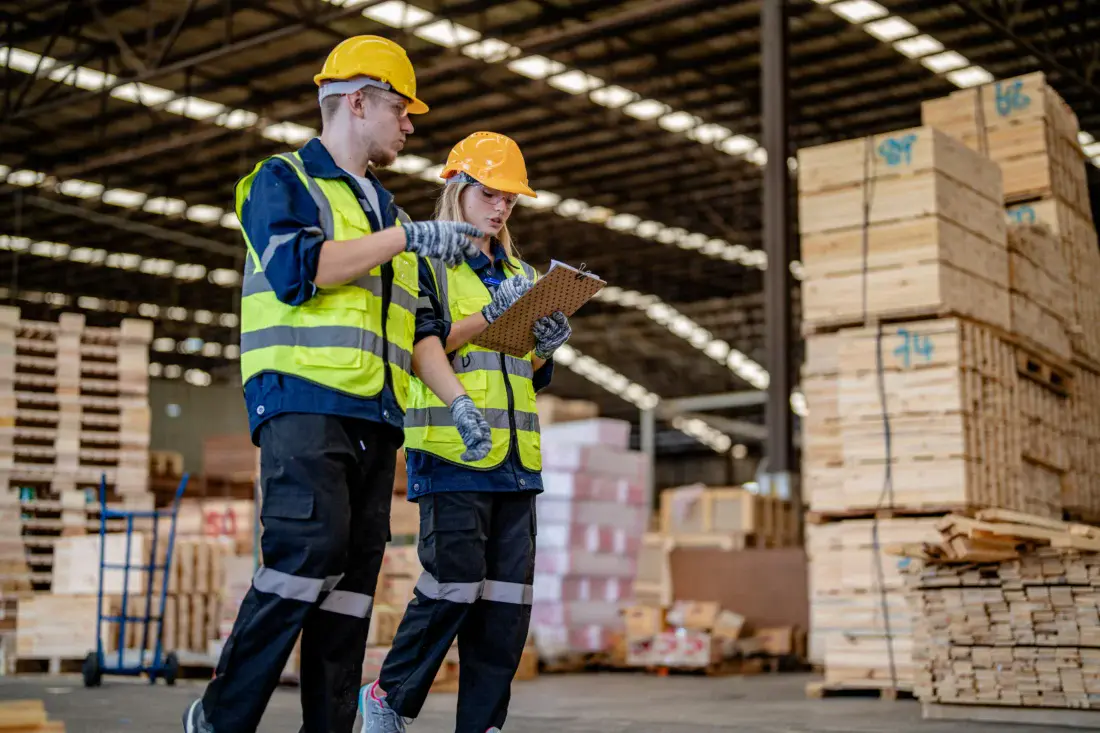 labour-hires-having-discussions2 | Fast Labour Hire labour-hires-having-discussions