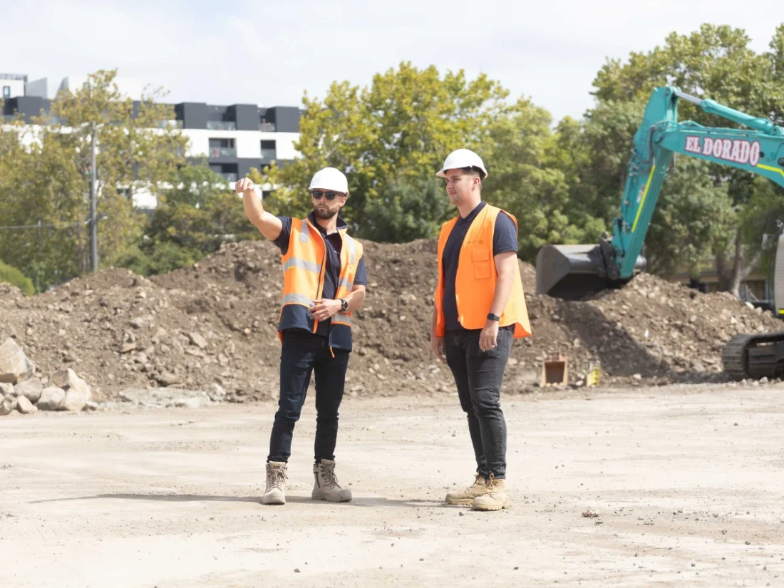 Highest Paying Trades in Australia and What Employers Should Expect | Fast Labour Hire Construction trades pay rates in Australia — skilled tradesperson on site